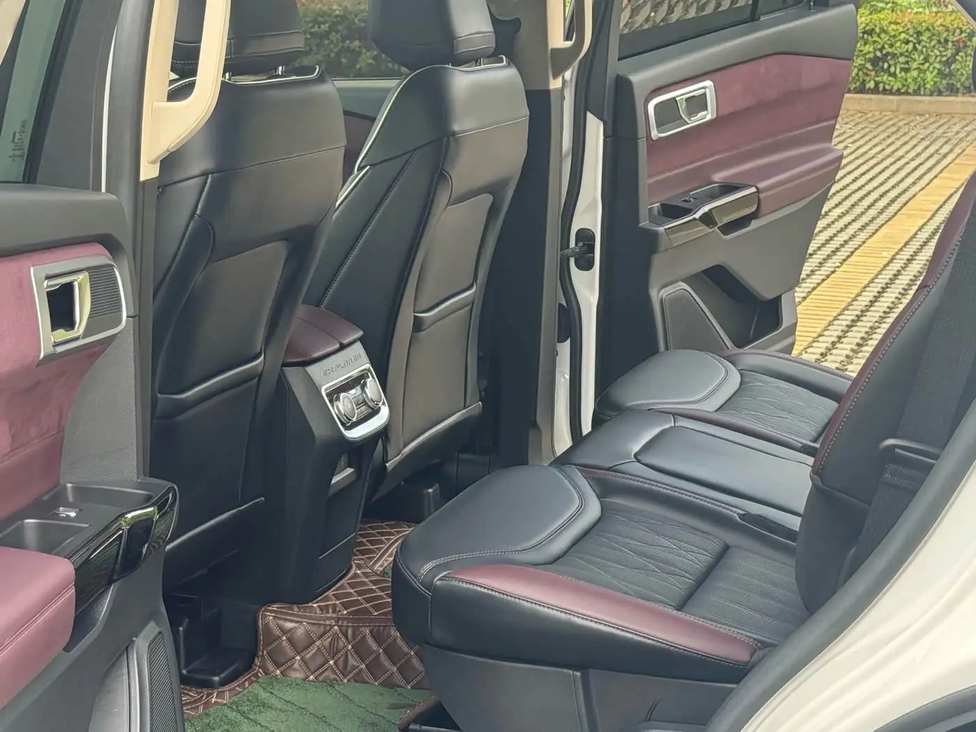 Ford Explorer 2024 — Şəkil 20/20