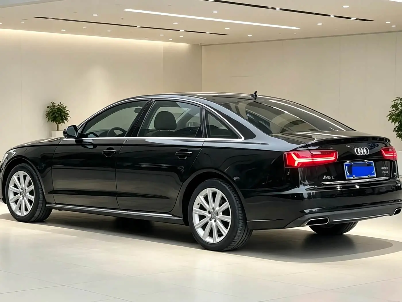 Audi A6L 2019 — Photo 8/9