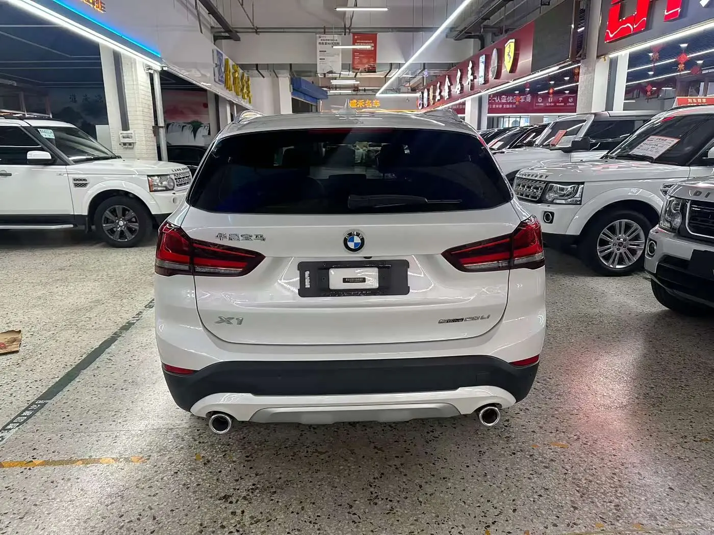 BMW X1 2020 — Şəkil 8/9