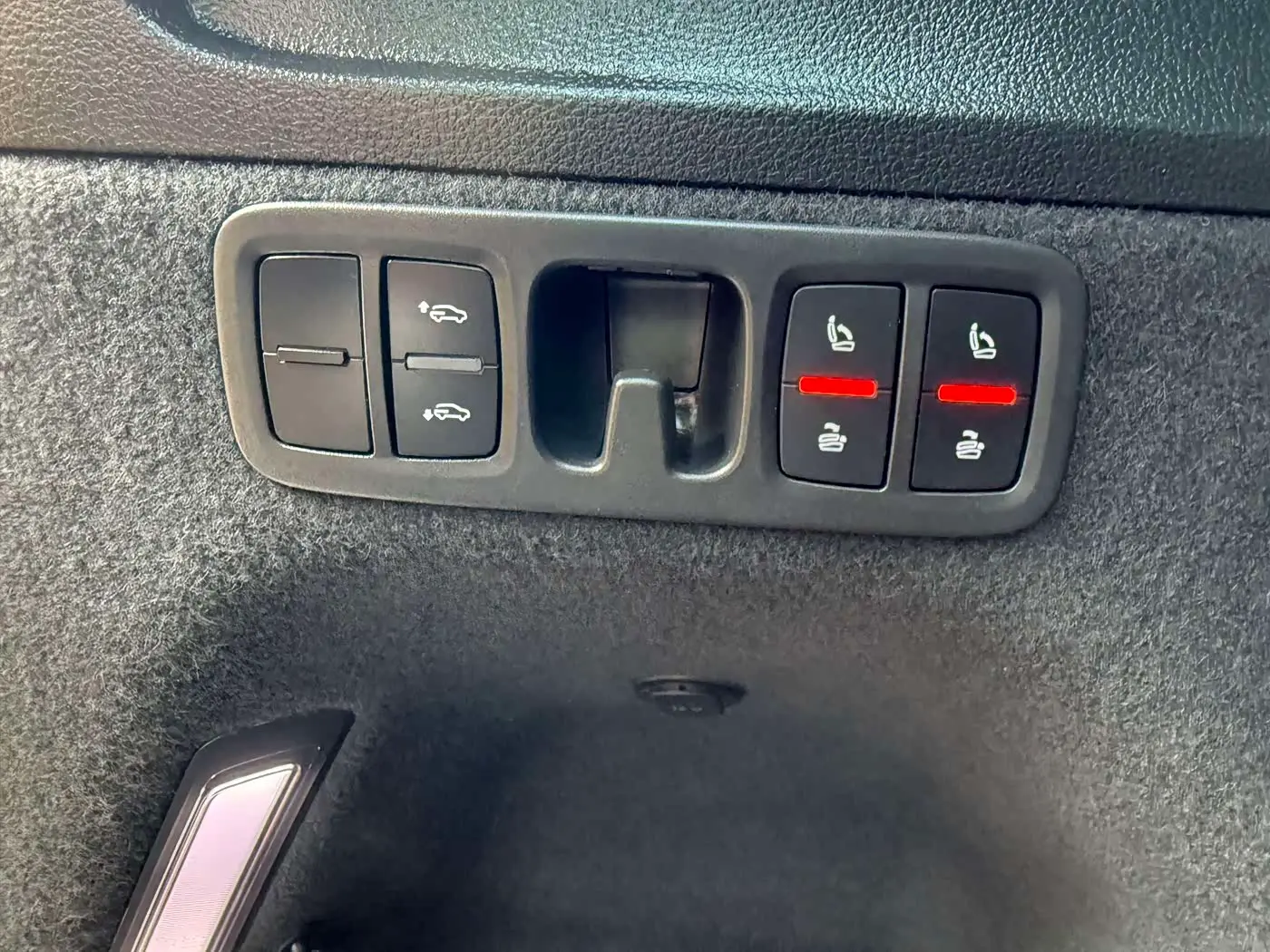 Audi Q7 2021 — Photo 12/18