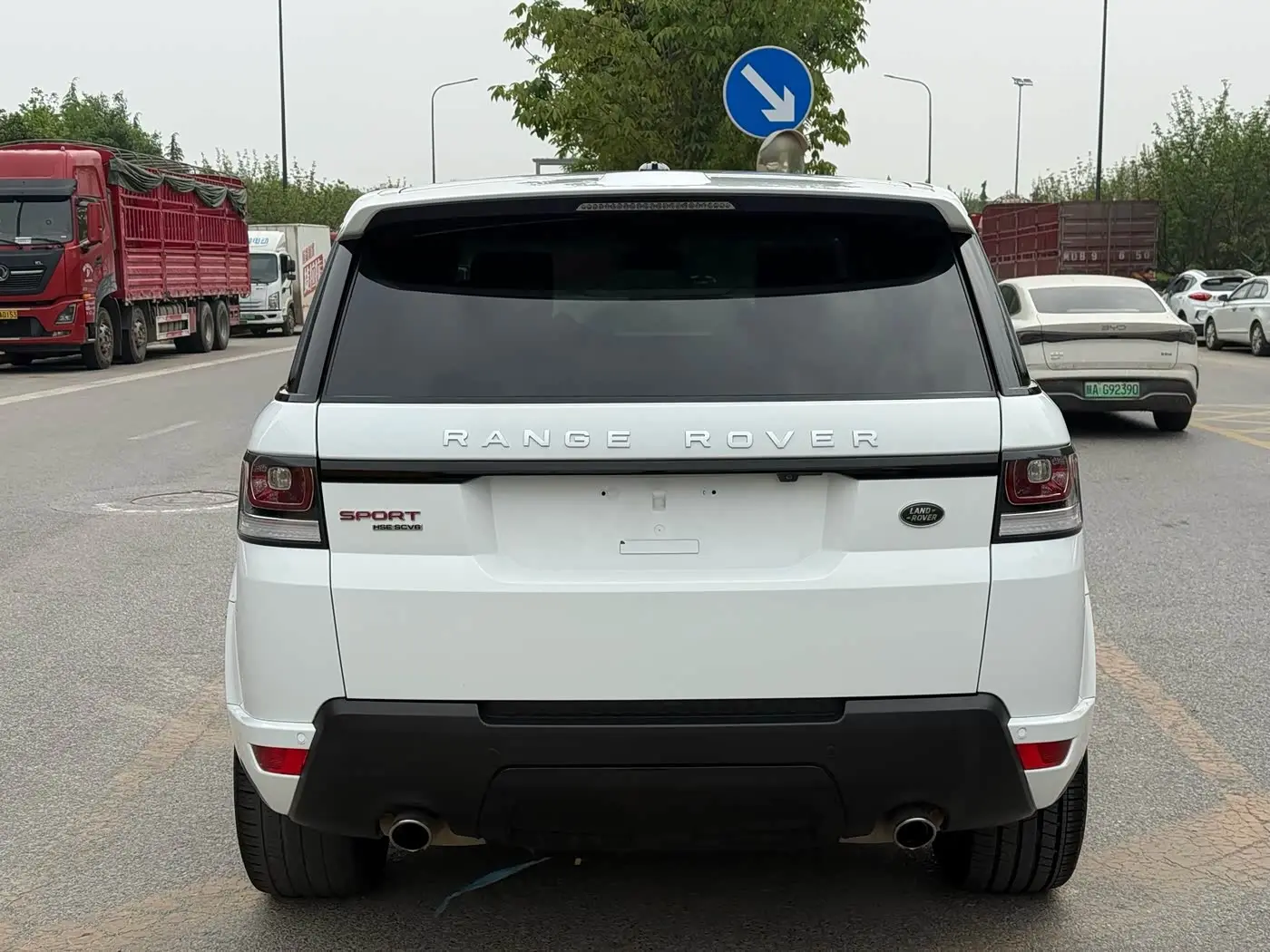Land Rover Range Rover Sport 2015 — Photo 14/15