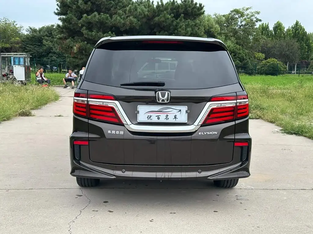 Honda Elysion 2018 — Фото 5/20