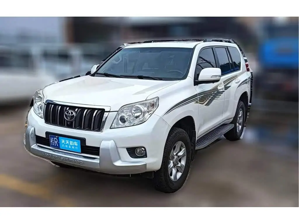 Toyota Prado 2013 — Фото 1/7