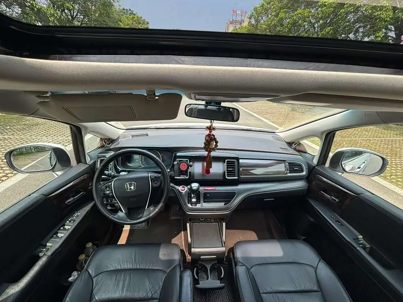 Honda Elysion 2018 — ფოტო 6/9