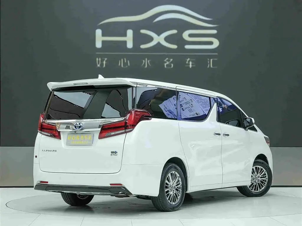 Toyota Alphard 2023 — Photo 4/20