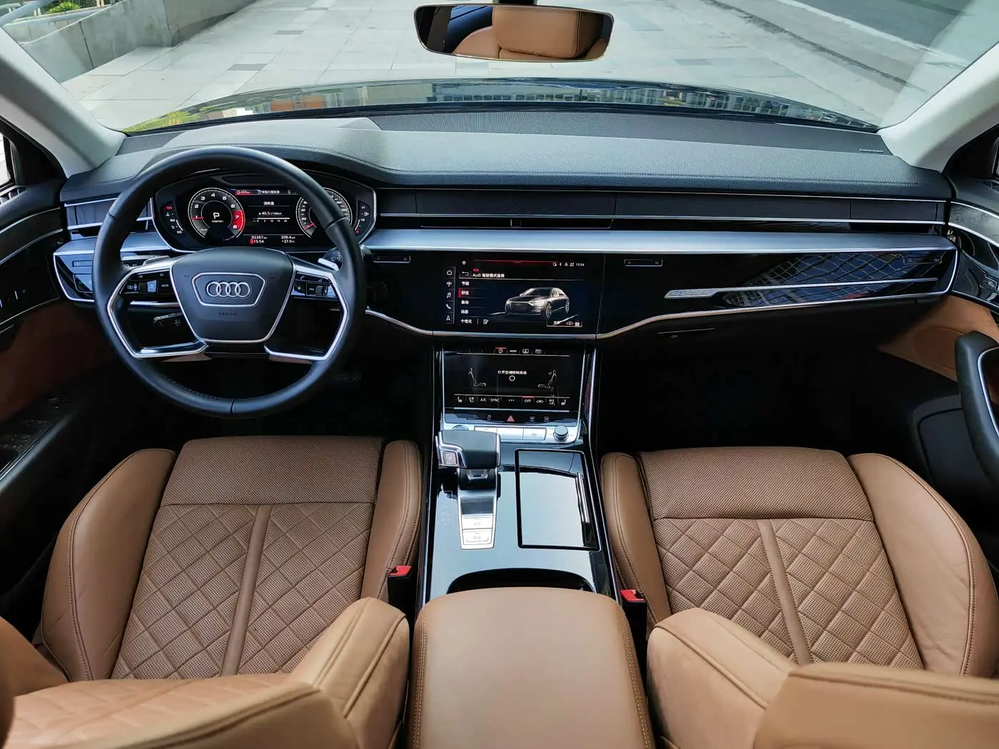 Audi A8 2020 — Photo 8/20