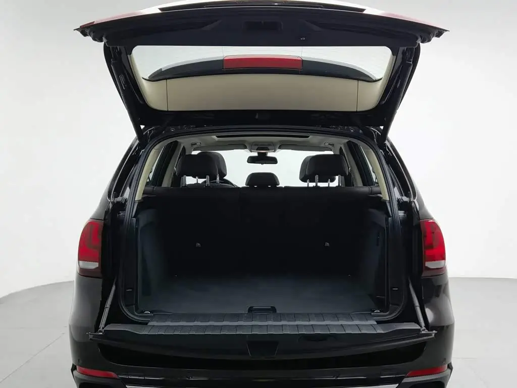 BMW X5 2017 — Şəkil 16/20