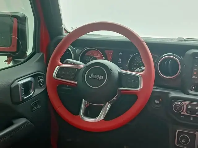 Jeep Wrangler 2022 — Photo 6/15