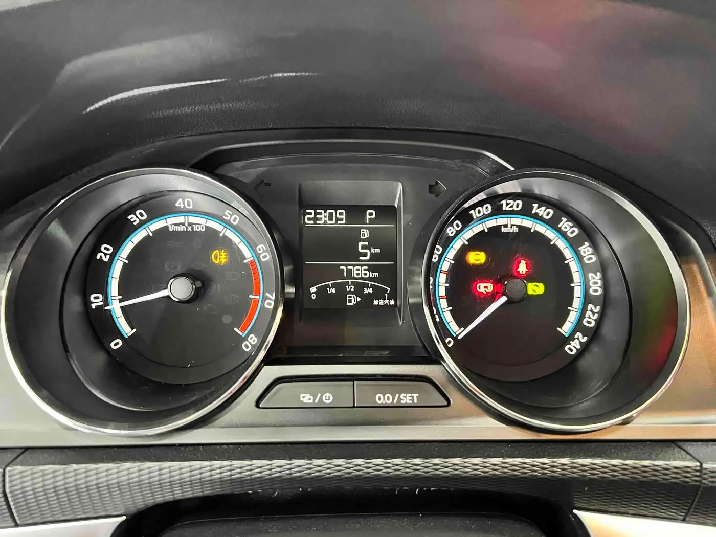 Škoda Kamiq 2023 — Şəkil 9/20