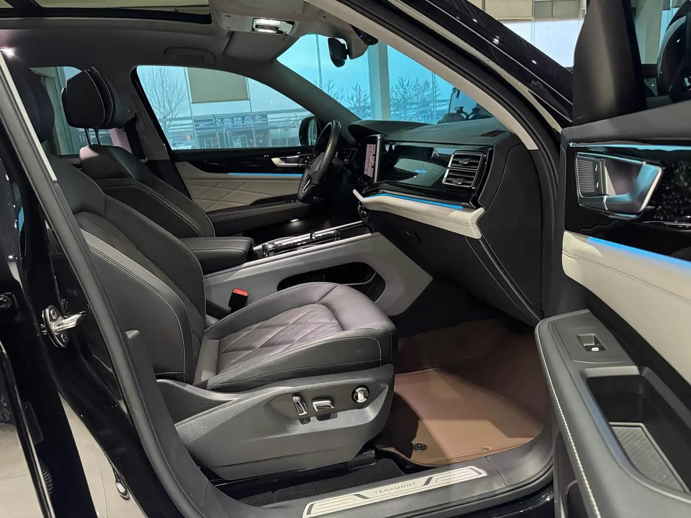 Volkswagen Teramont 2024 — Photo 4/17
