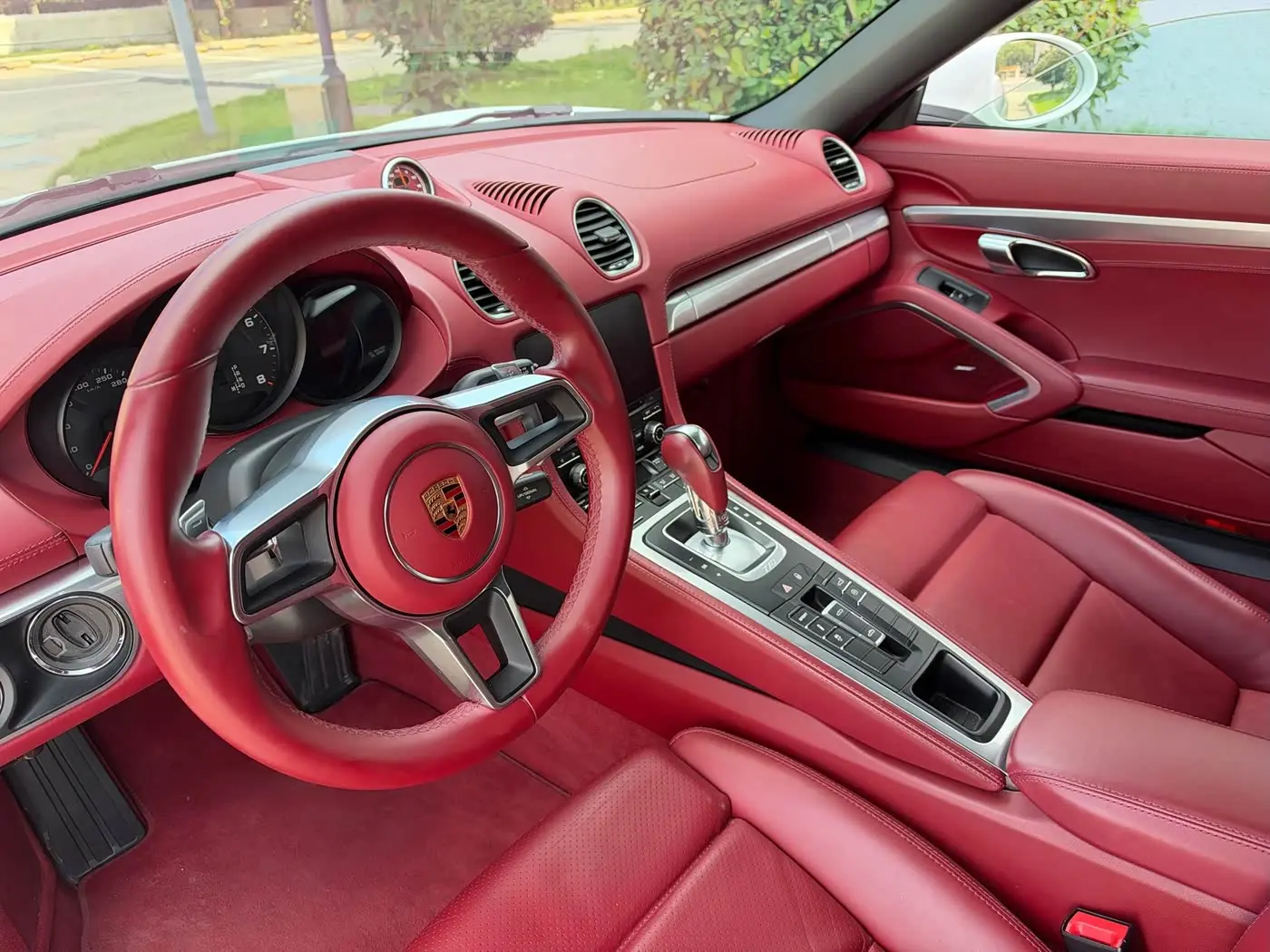 Porsche 718 2018 — Photo 10/20