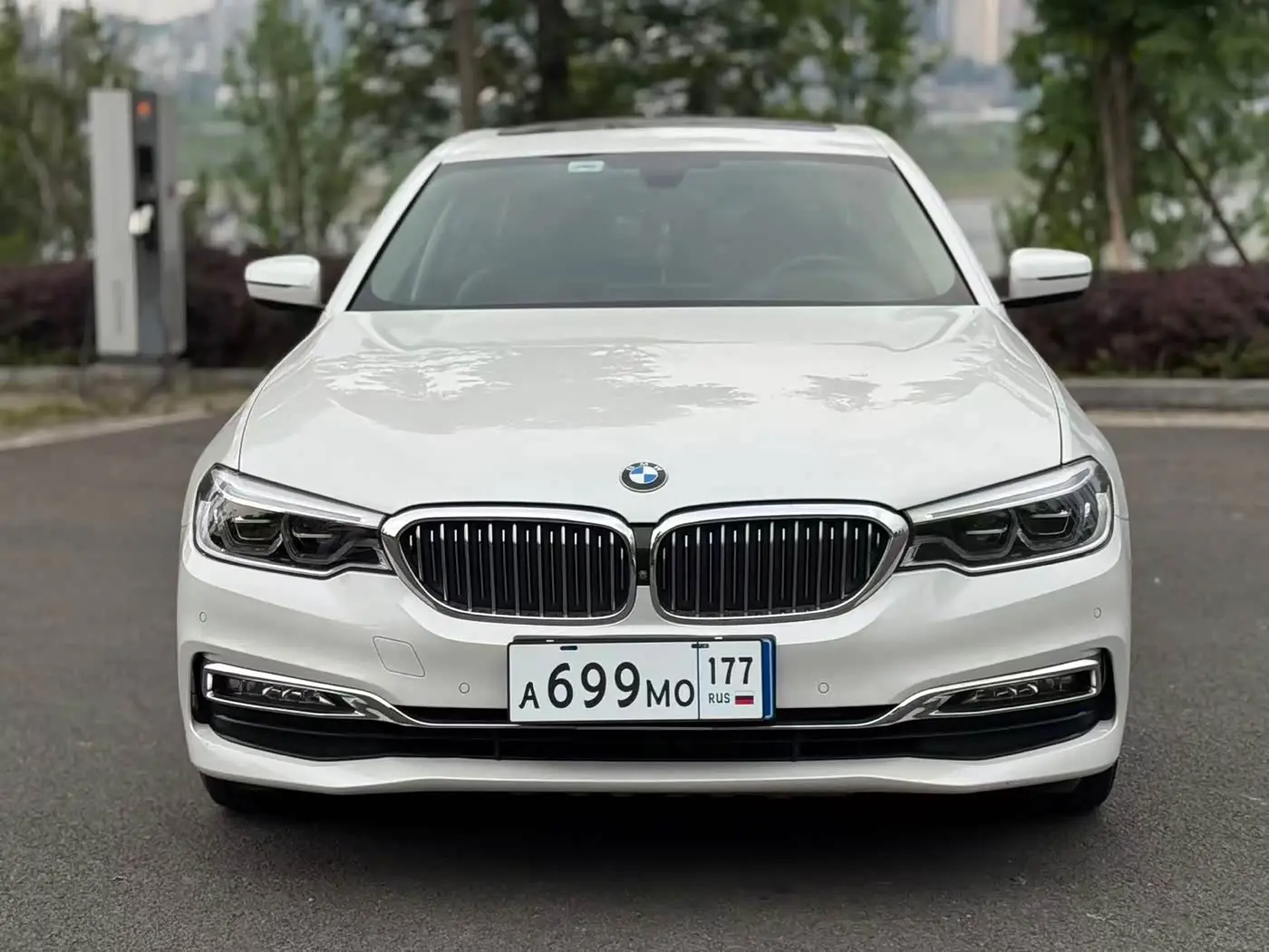 BMW 5 Series 2018 — Фото 2/9
