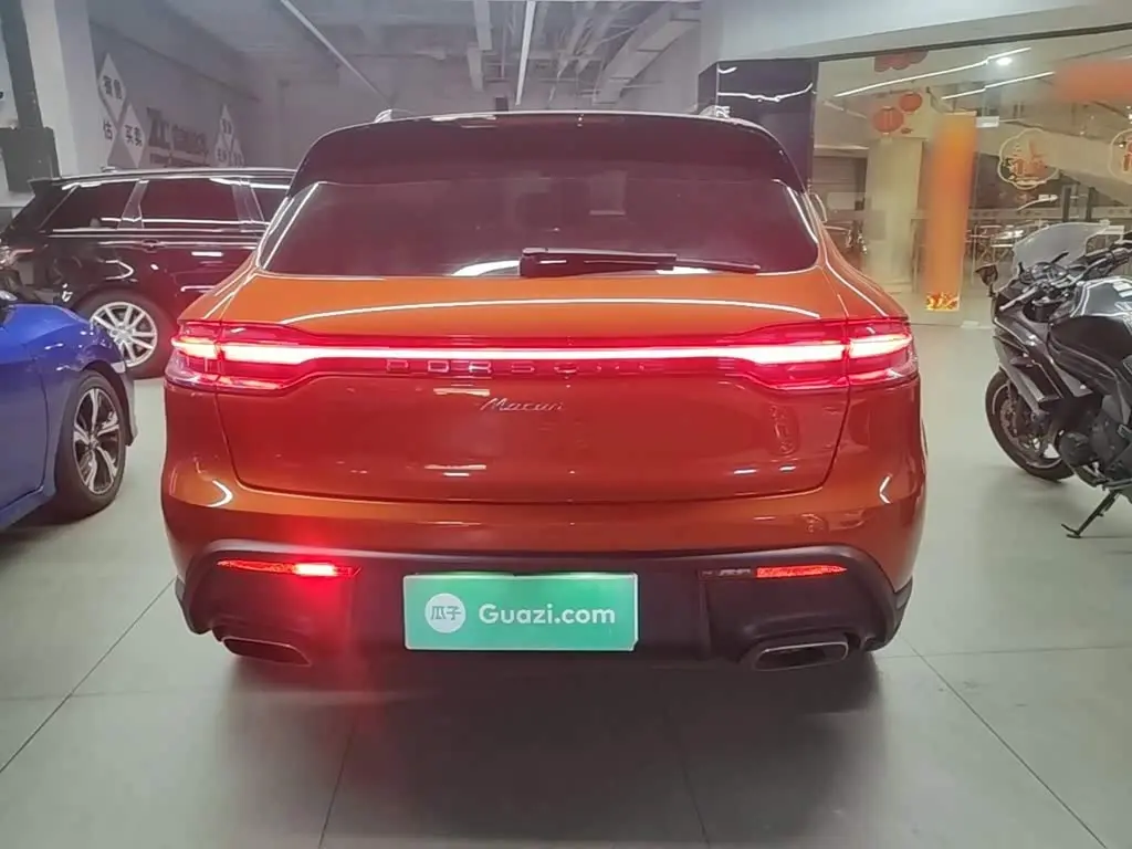 Porsche Macan 2024 — Photo 6/20