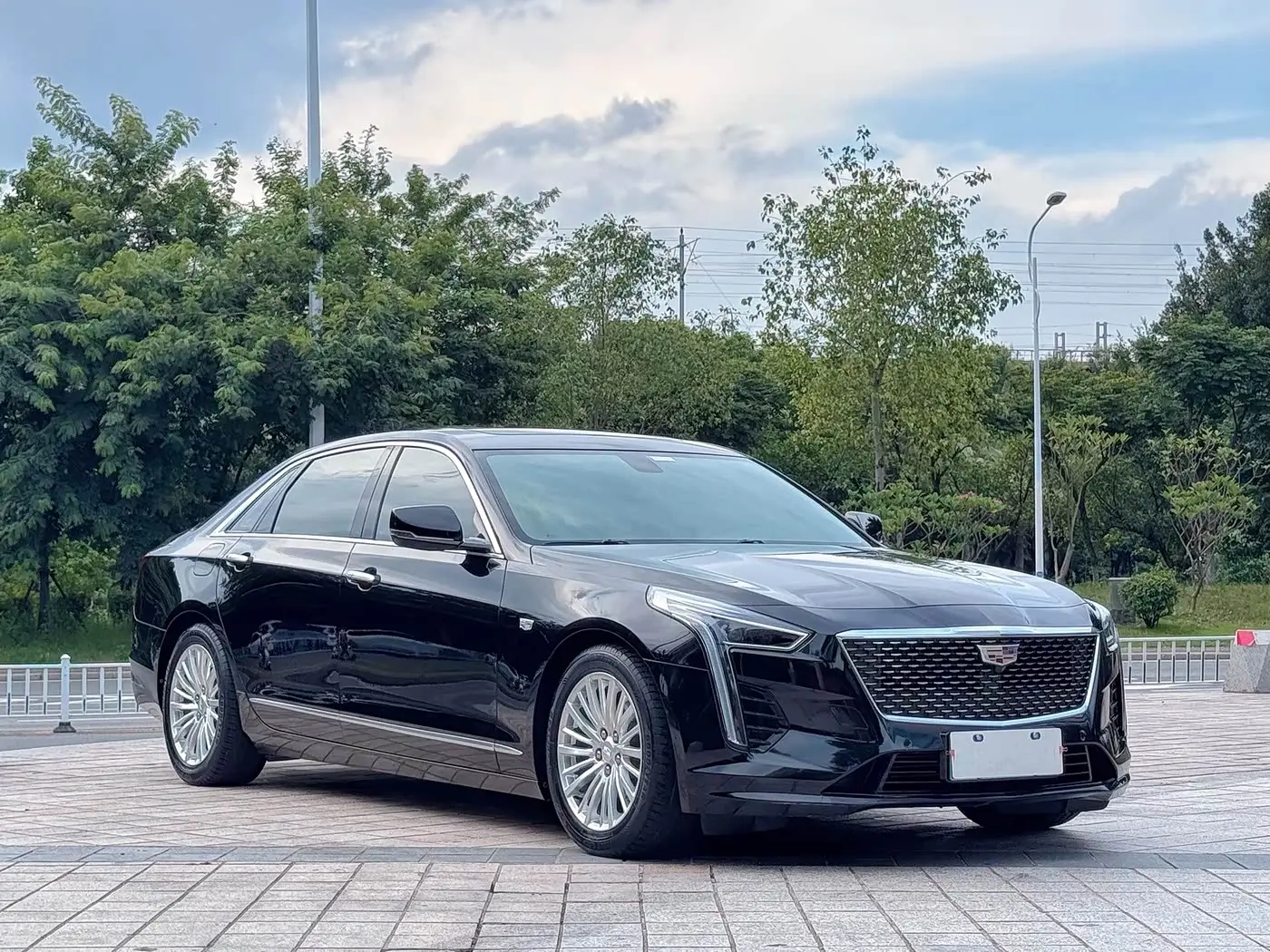 Cadillac CT6 2019 — Фото 3/16
