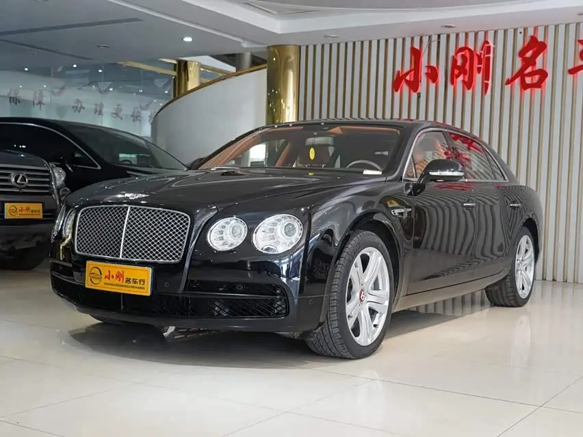 Bentley Flying Spur 2015 — Фото 2/18
