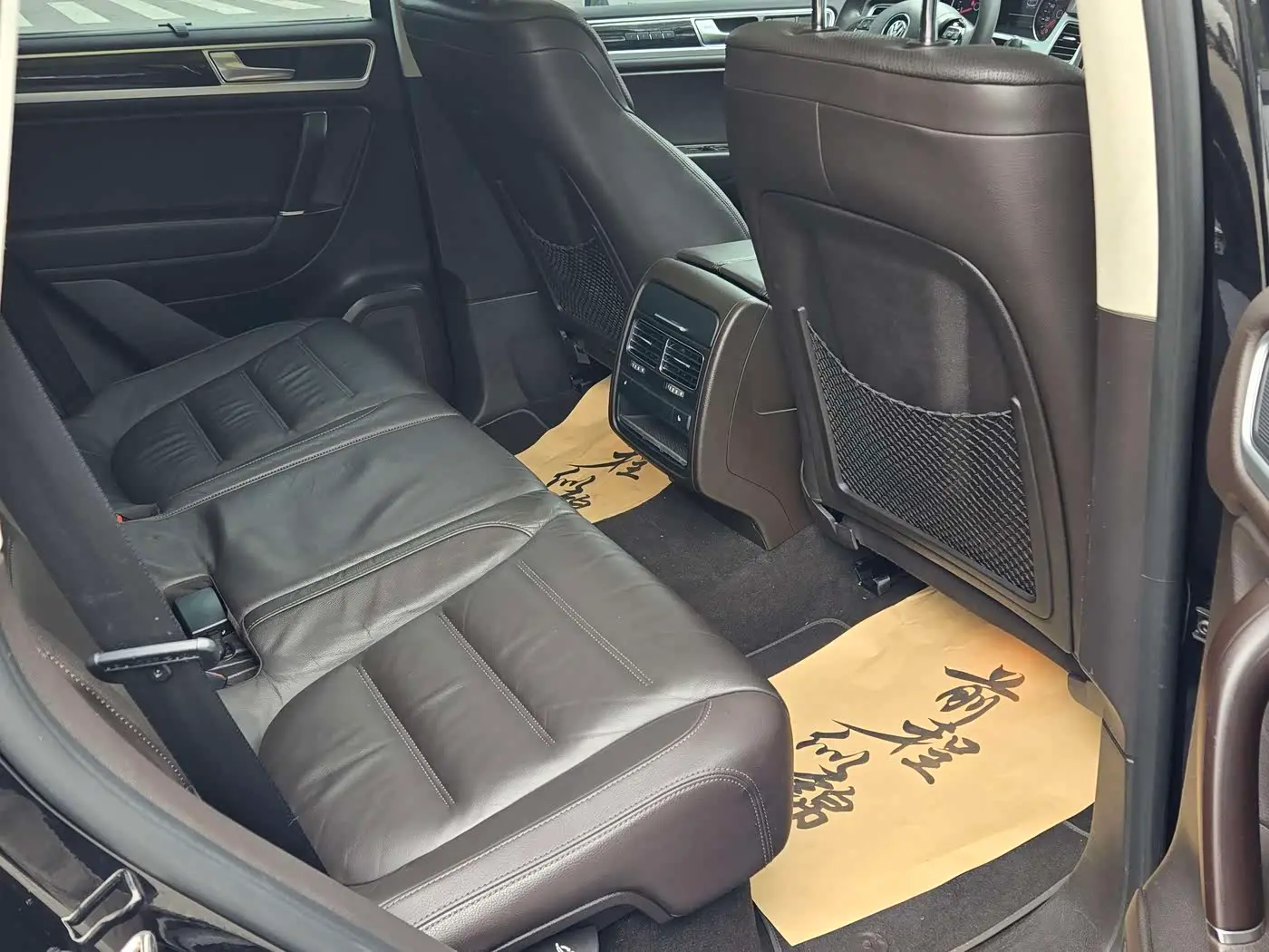 Volkswagen Touareg 2016 — Photo 11/17