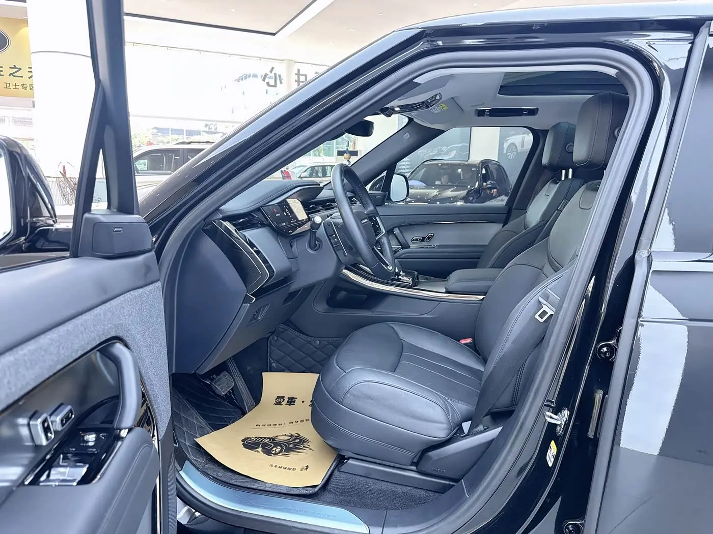 Land Rover Range Rover Sport 2024 — Фото 16/20