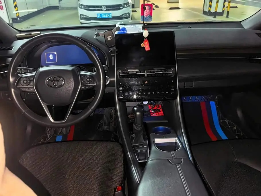 Toyota Avalon 2022 — Şəkil 12/16