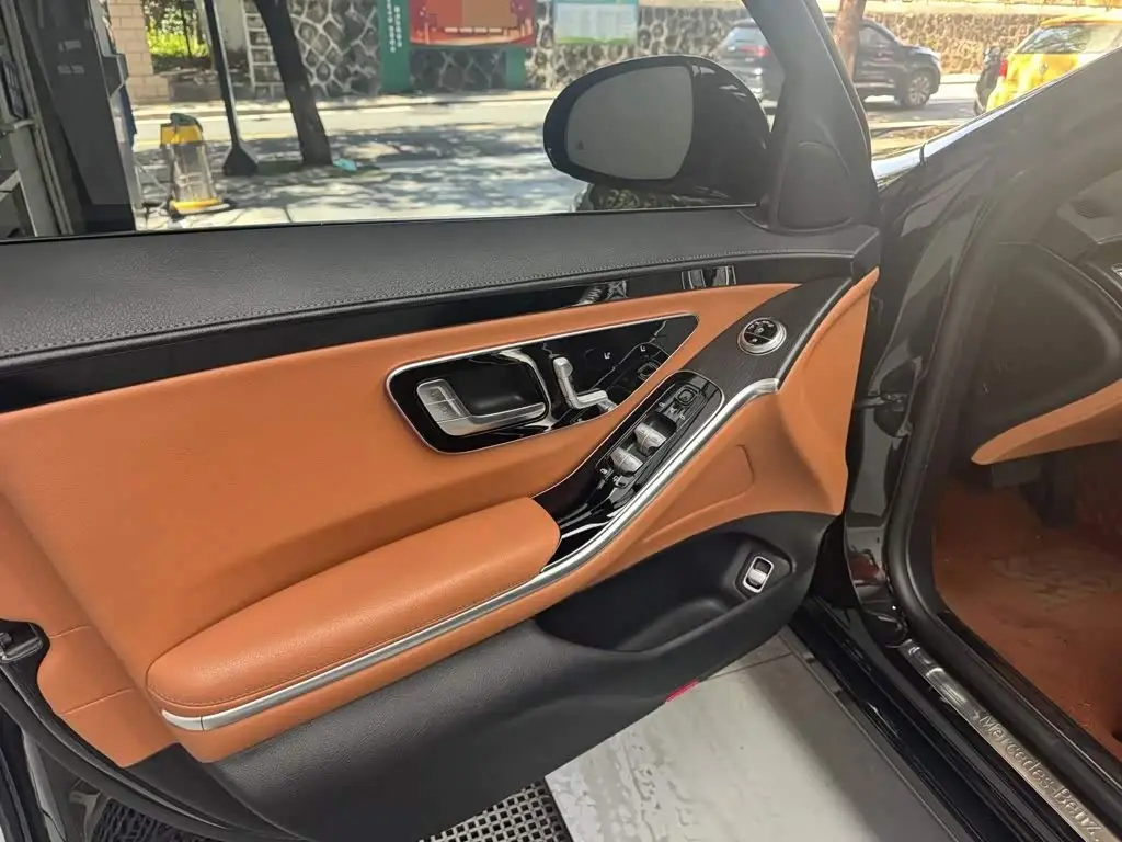 Mercedes-Benz S-Class 2021 — Photo 3/7