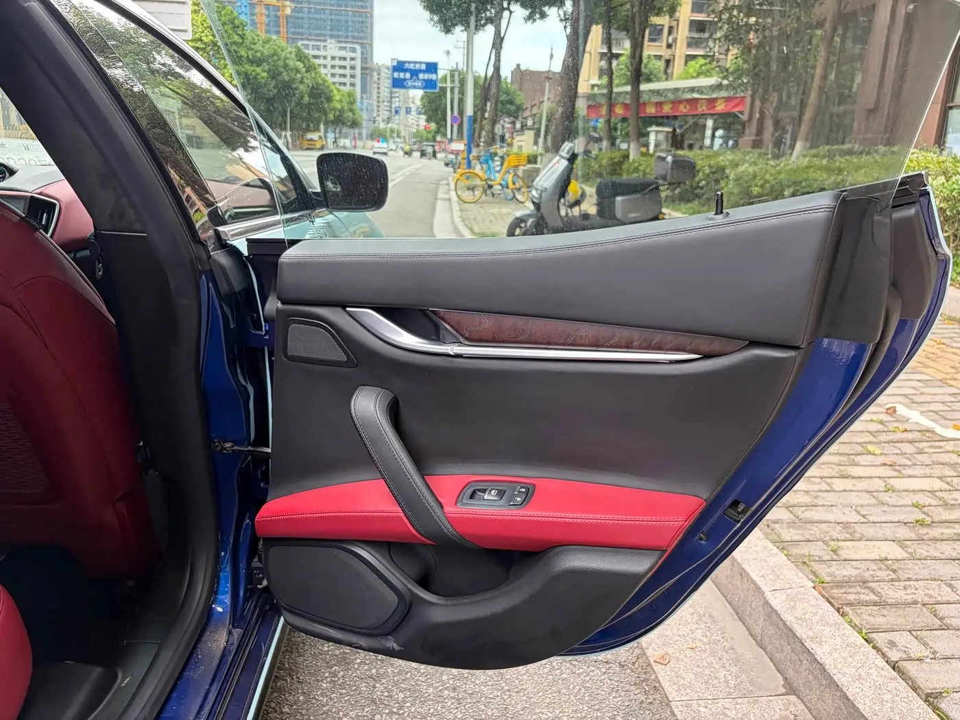 Maserati Ghibli 2015 — Photo 16/20