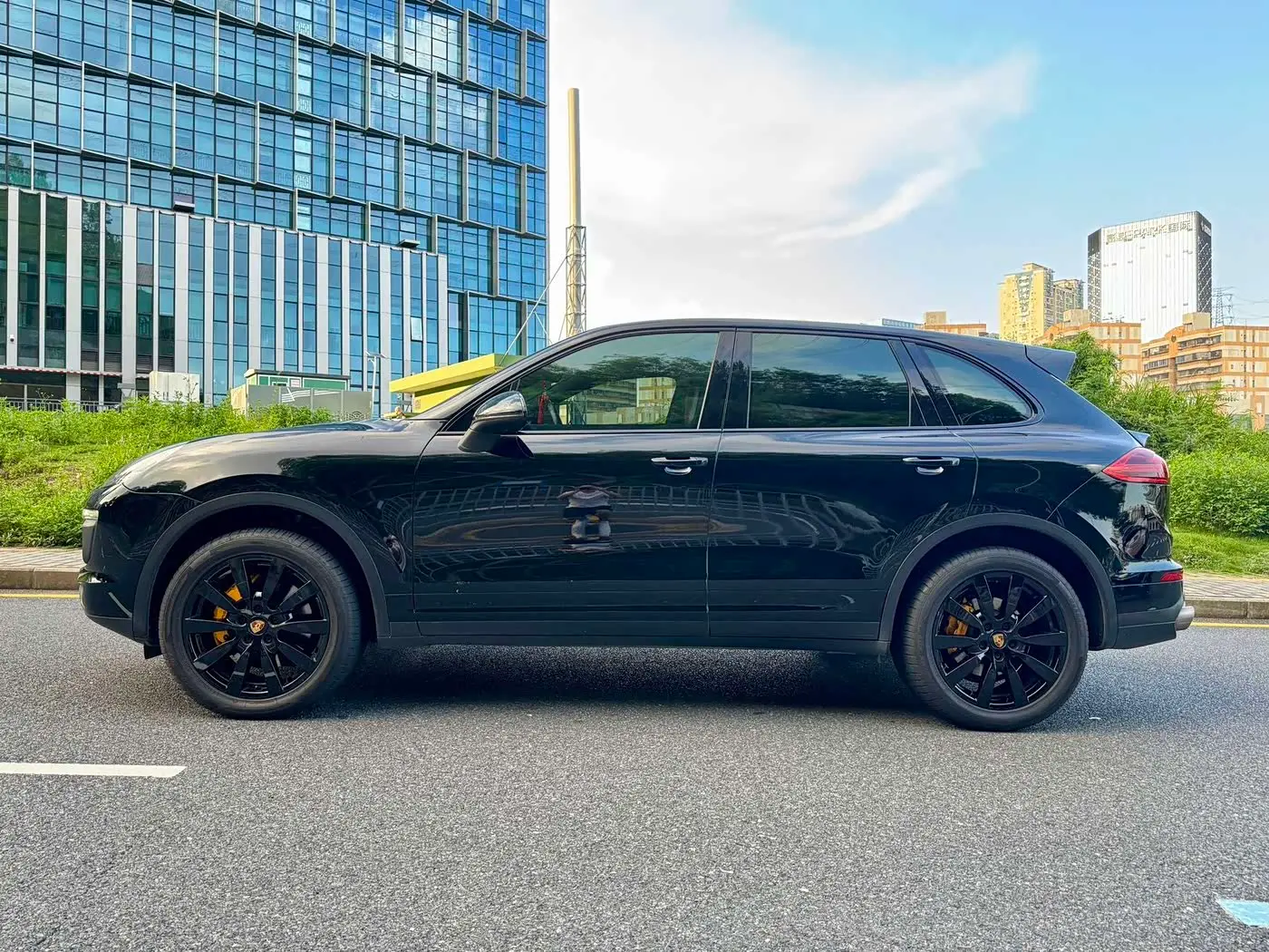 Porsche Cayenne 2015 — Photo 5/17
