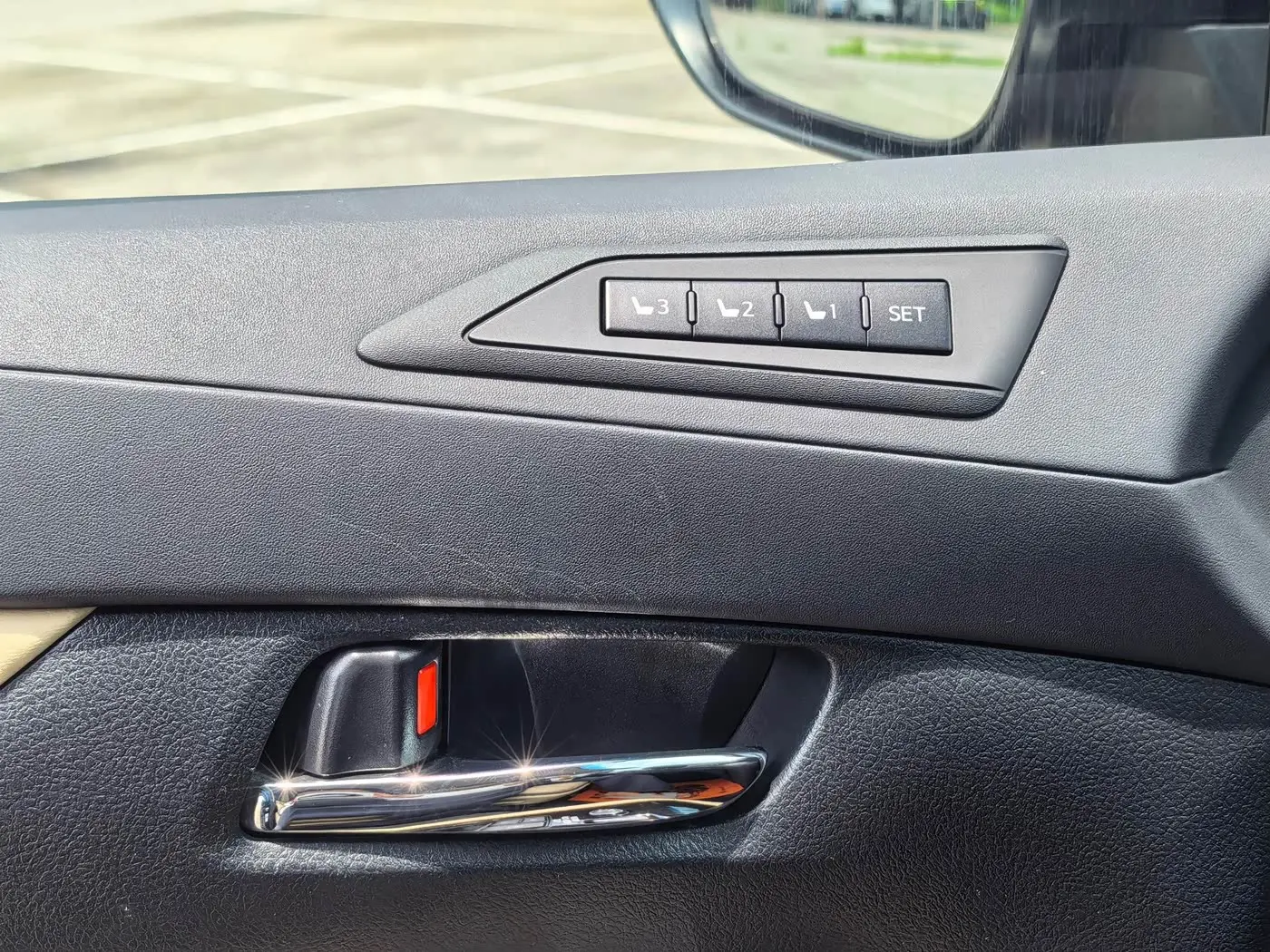 Toyota Vellfire 2020 — Şəkil 18/20