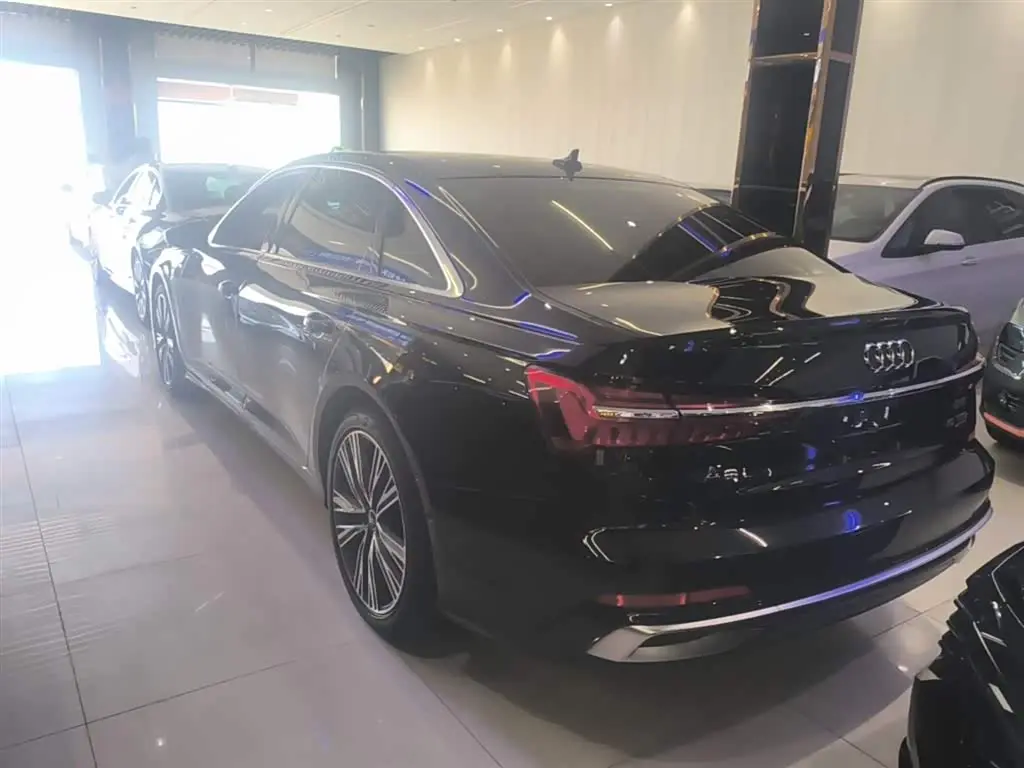 Audi A6L 2023 — Photo 5/20