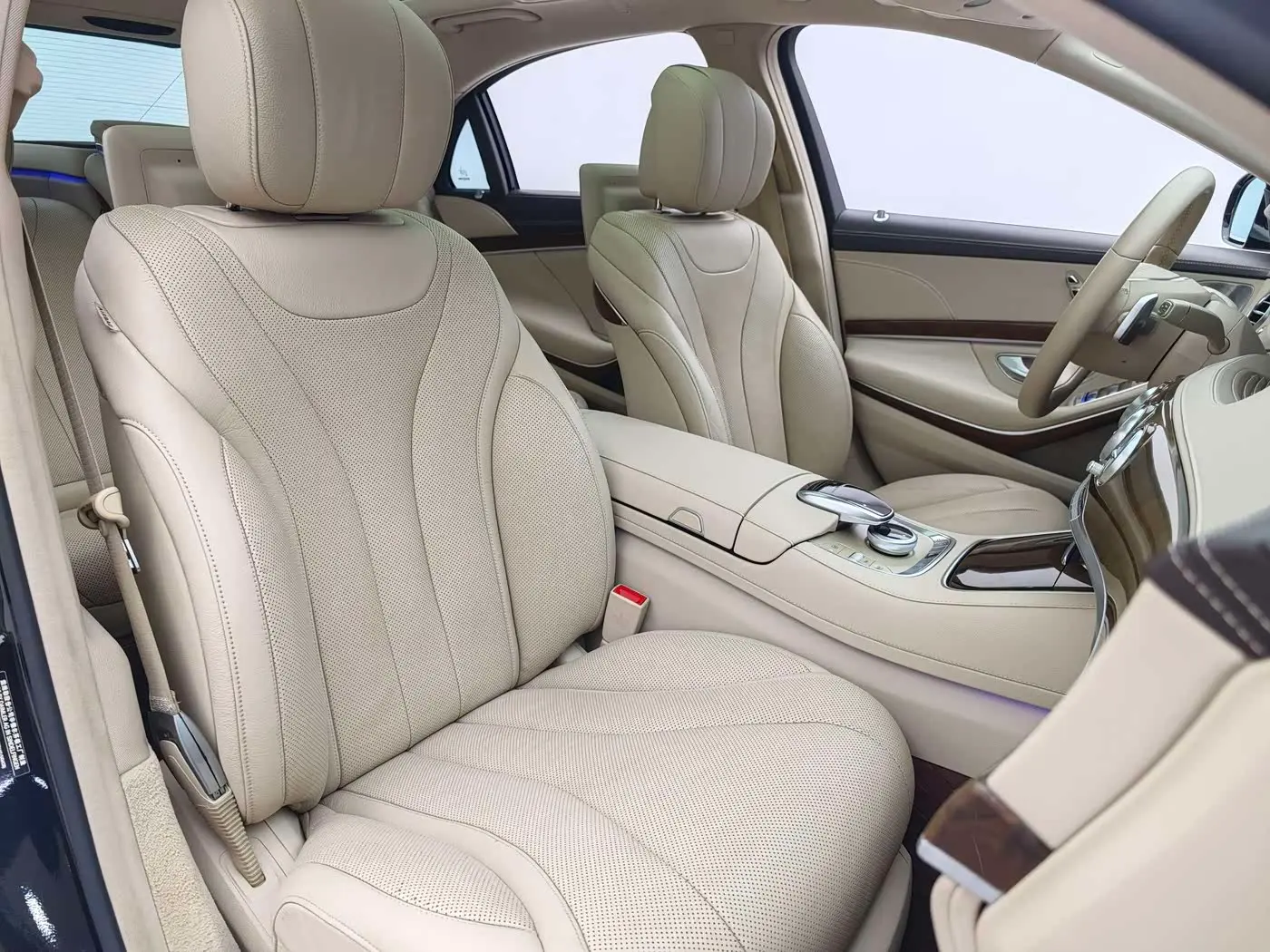 Mercedes-Benz S-Class 2015 — Photo 15/20