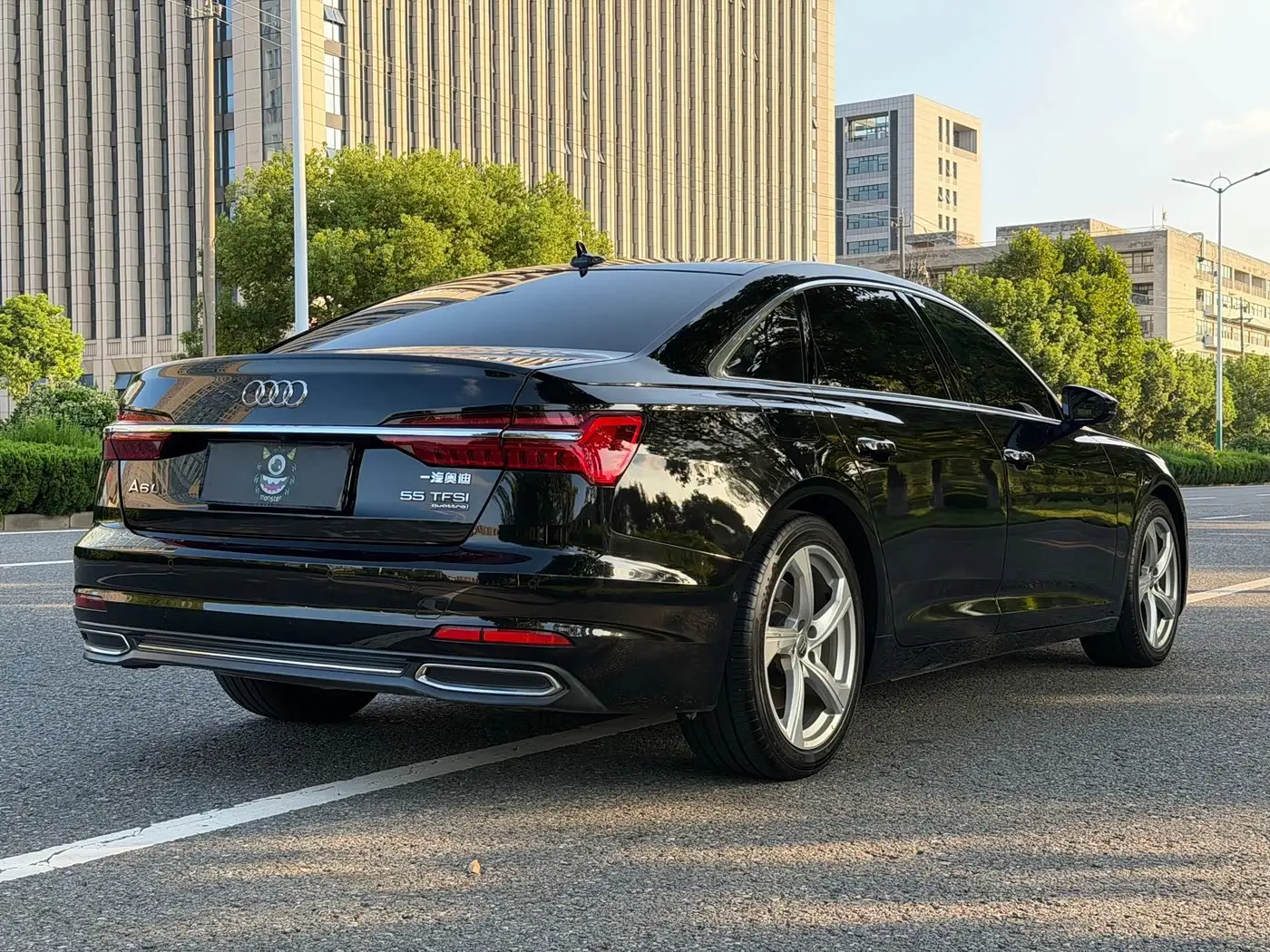 Audi A6L 2019 — Фото 4/17