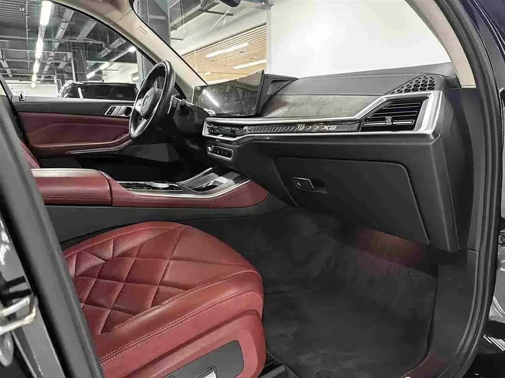 BMW X5 2025 — Фото 13/18