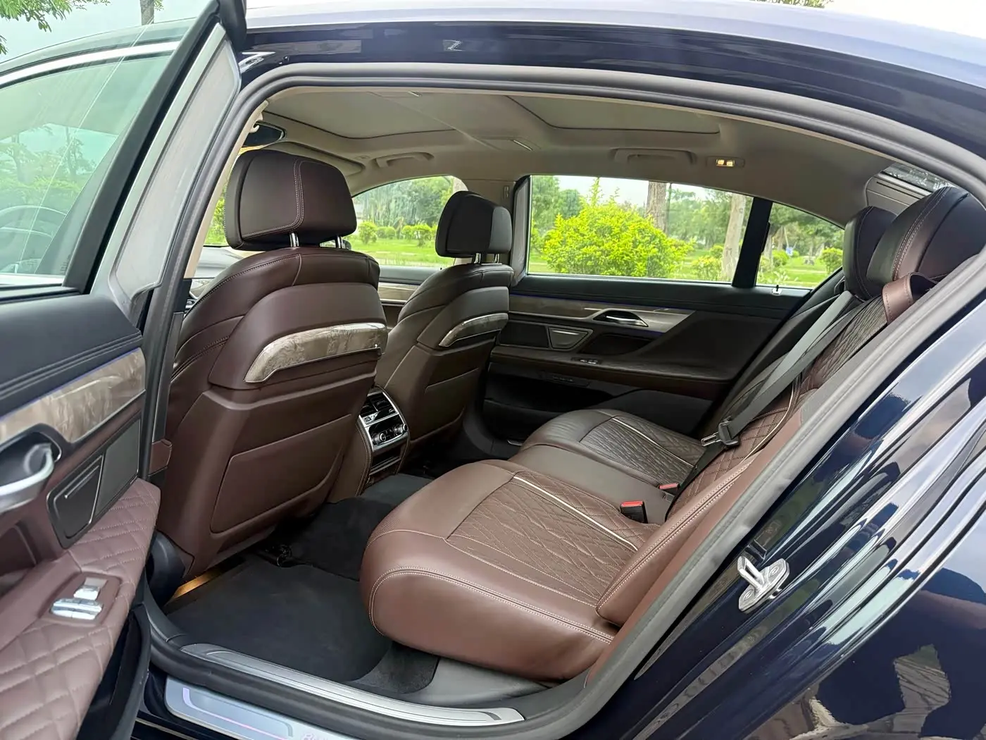 BMW 7 Series 2019 — Photo 5/20