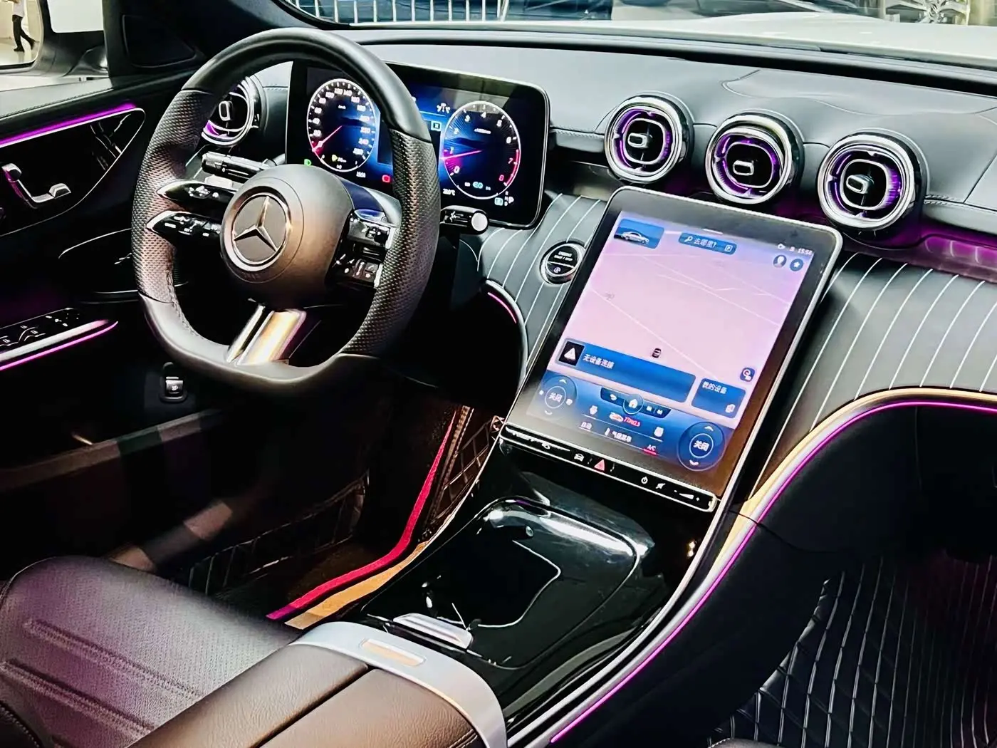 Mercedes-Benz C-Class 2022 — Фото 10/10