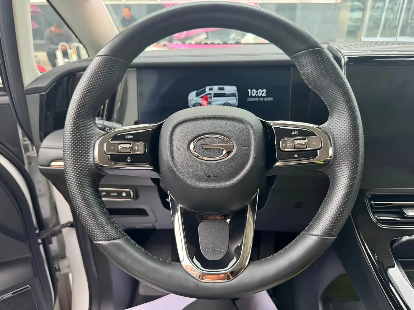 GAC Trumpchi Trumpchi E9 2023 — Photo 7/18