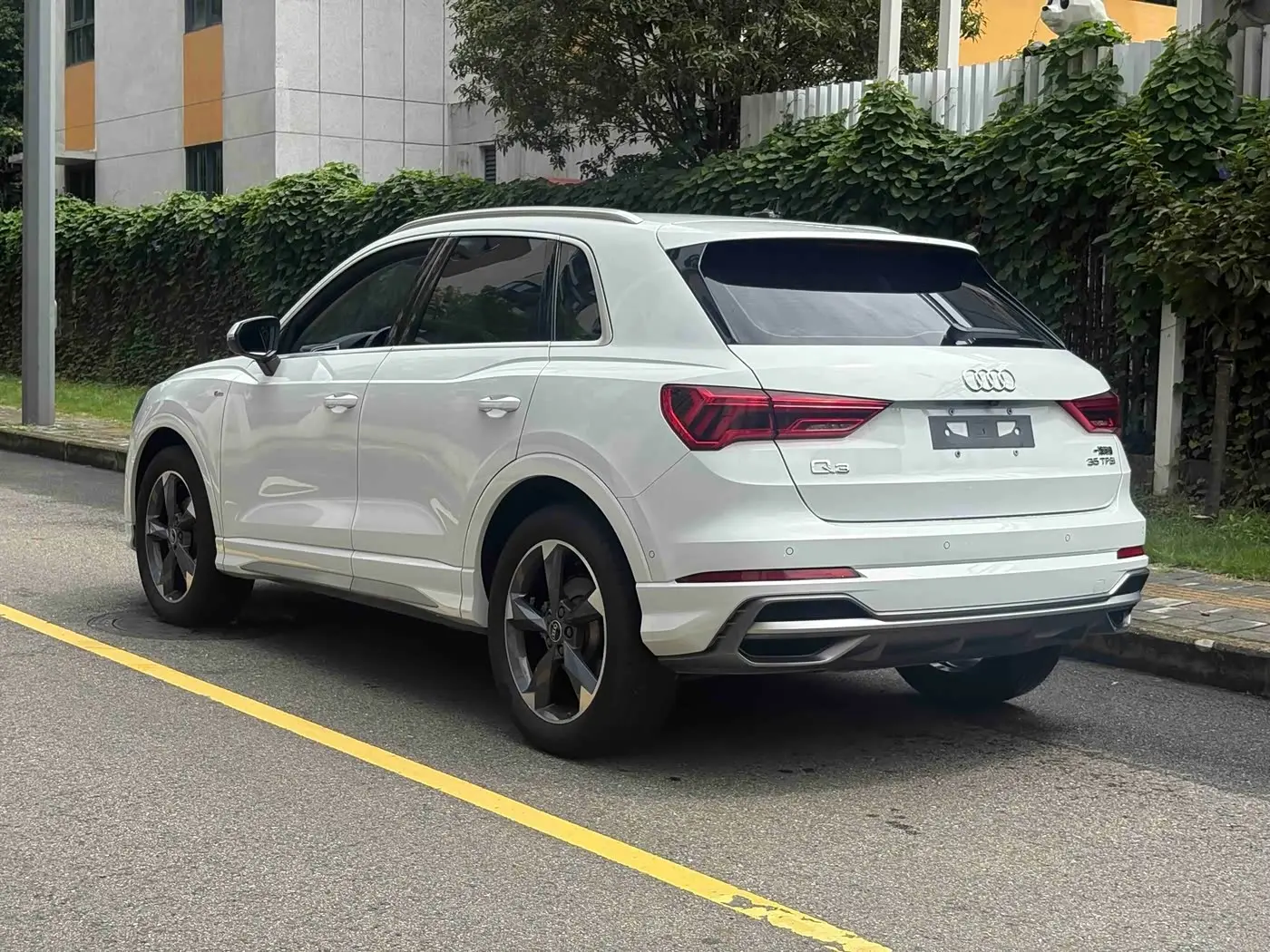 Audi Q3 2021 — Photo 18/20