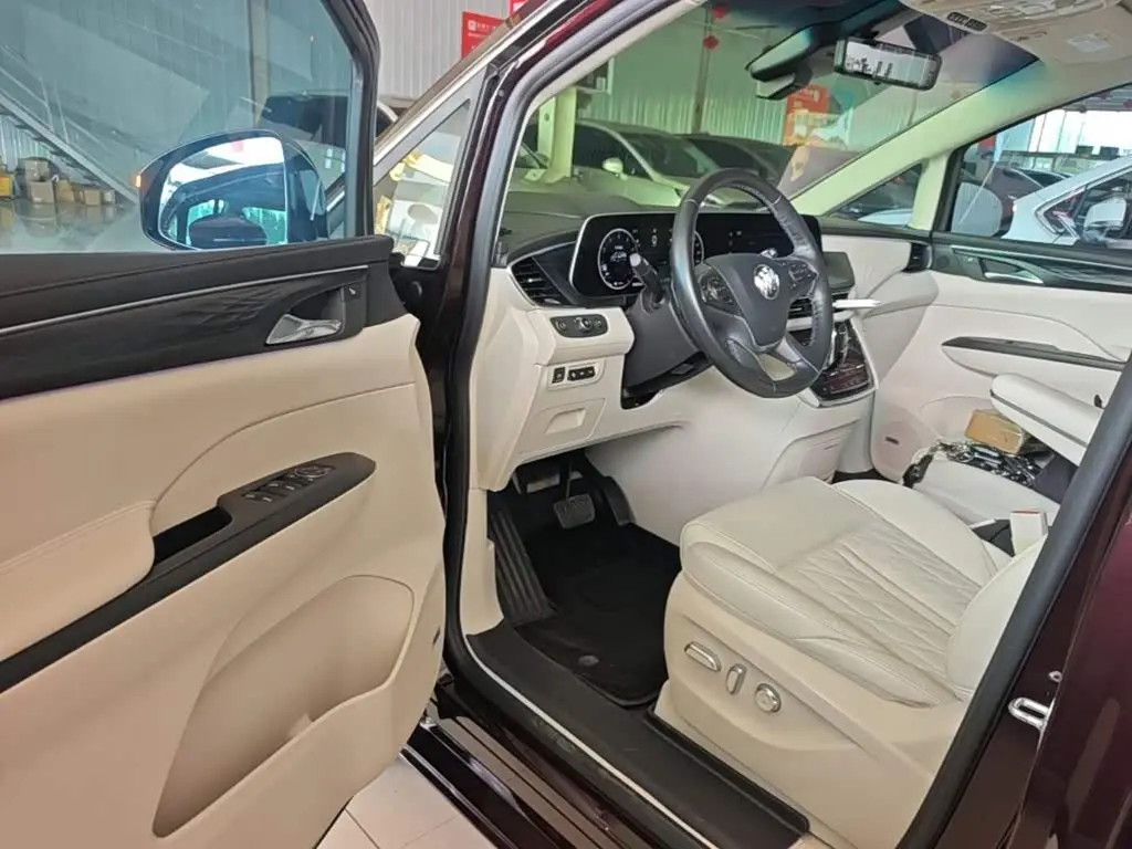 Buick GL8 2022 — ფოტო 16/20