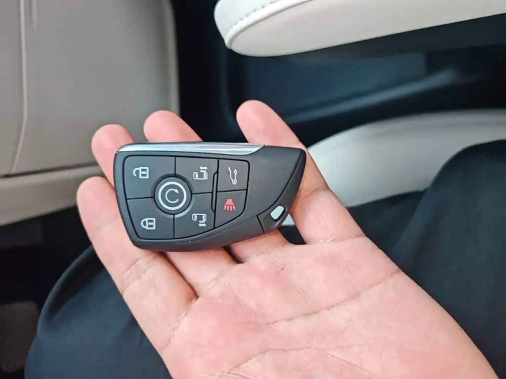 Buick GL8 New Energy 2024 — Şəkil 17/20
