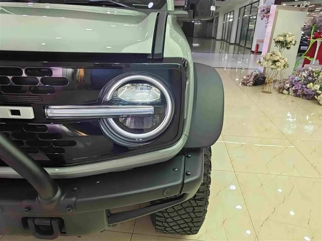 Ford Bronco 2026 — Şəkil 16/19