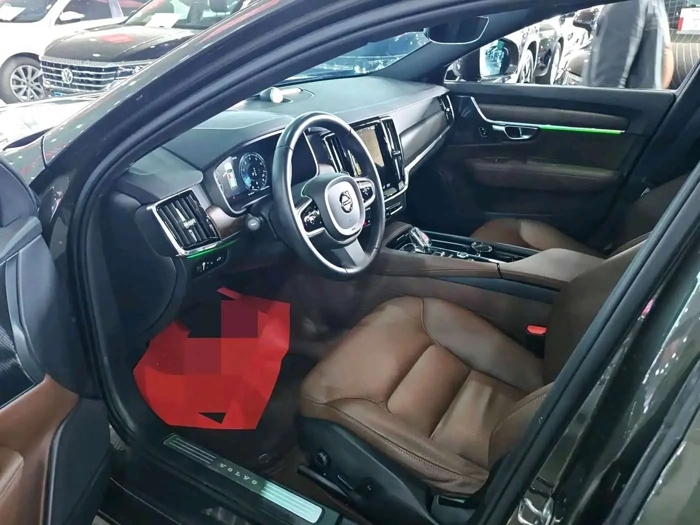 Volvo V90 2021 — Photo 7/9