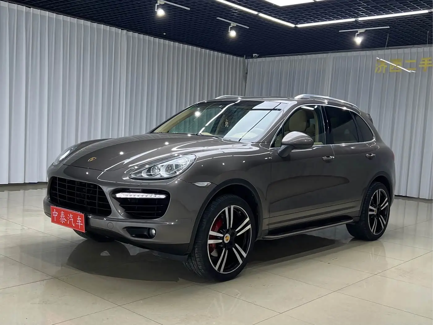 Porsche Cayenne, 2014
