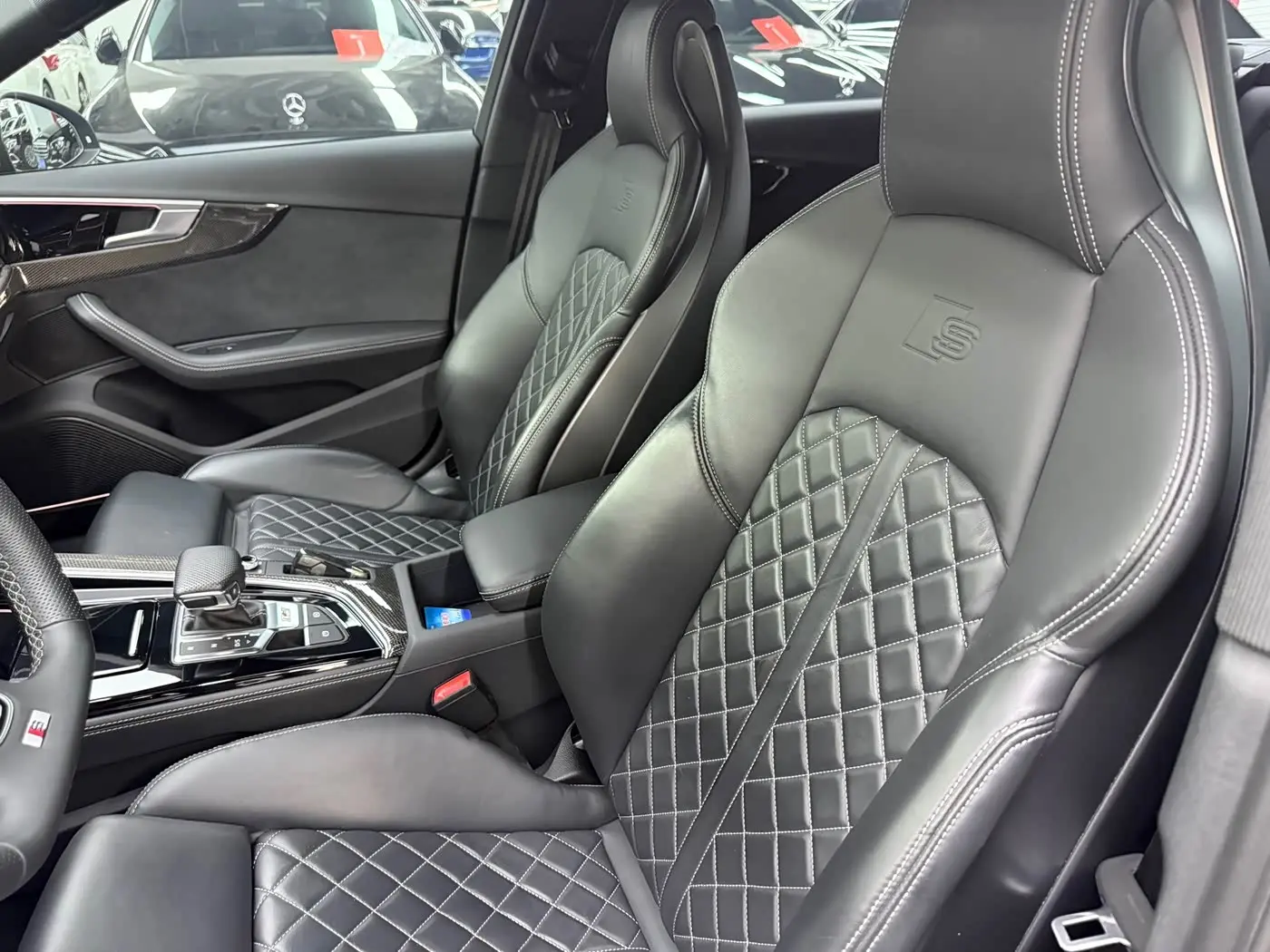 Audi S4 2023 — Photo 6/18