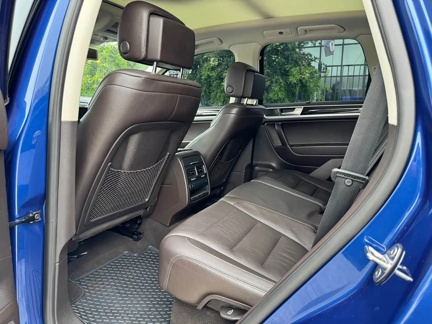 Volkswagen Touareg 2016 — Photo 20/20