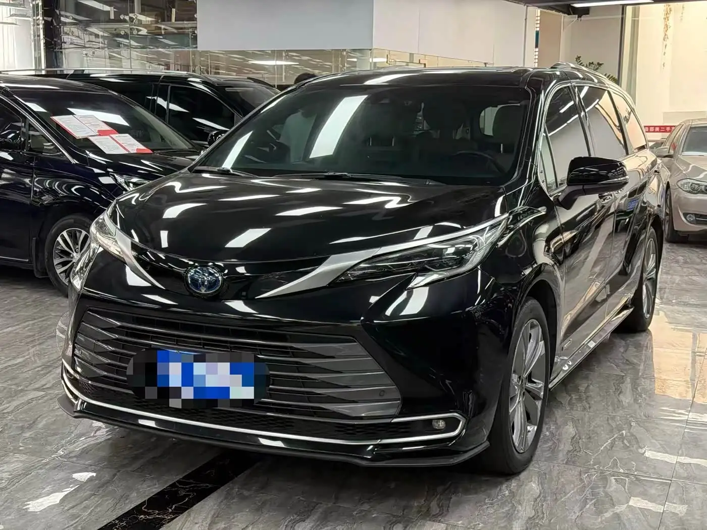 Toyota Sienna, 2023
