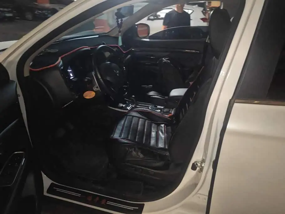 Mitsubishi Outlander 2020 — Şəkil 9/16
