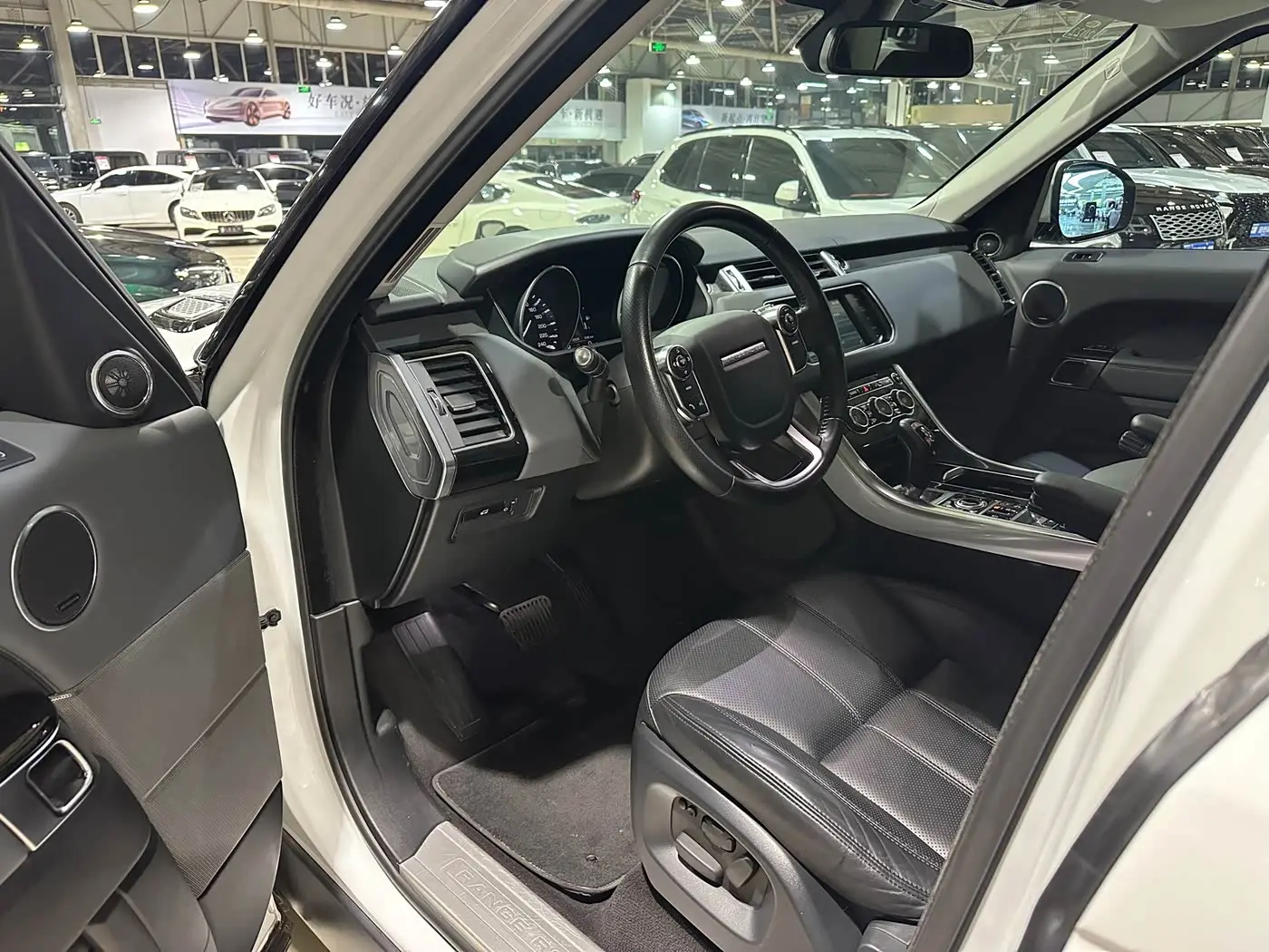 Land Rover Range Rover Sport 2014 — Фото 5/19