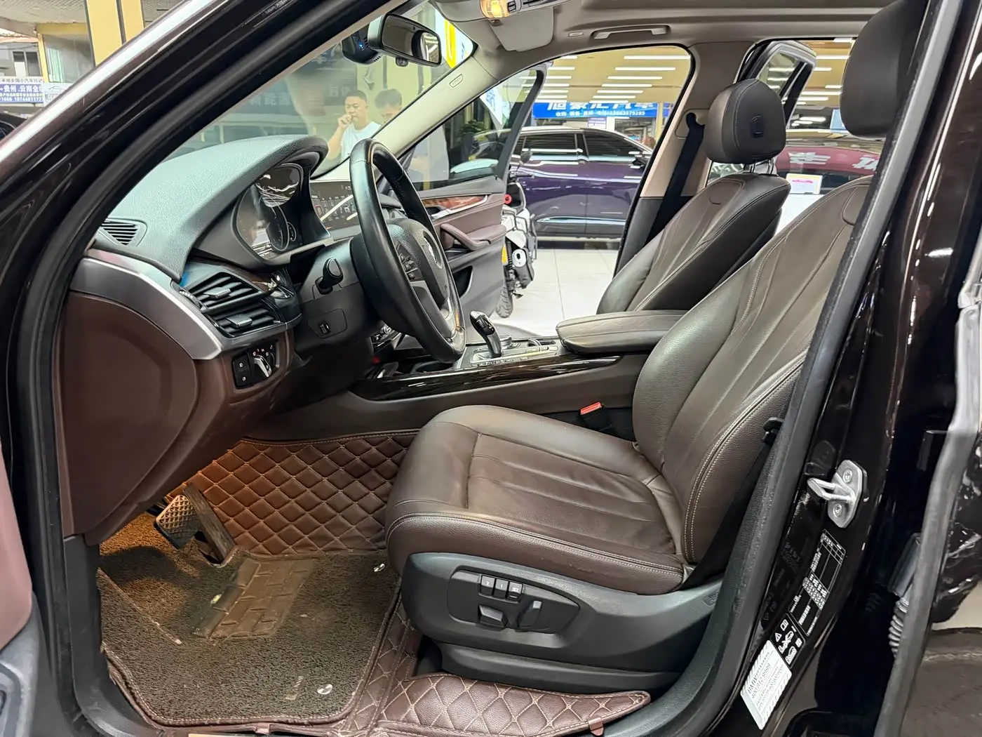 BMW X5 2017 — Фото 10/20