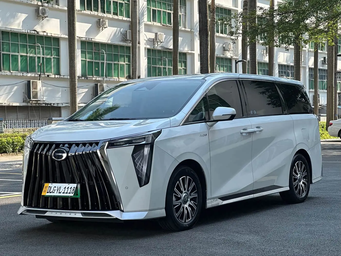 GAC Trumpchi Trumpchi E9 2025 — Şəkil 1/20