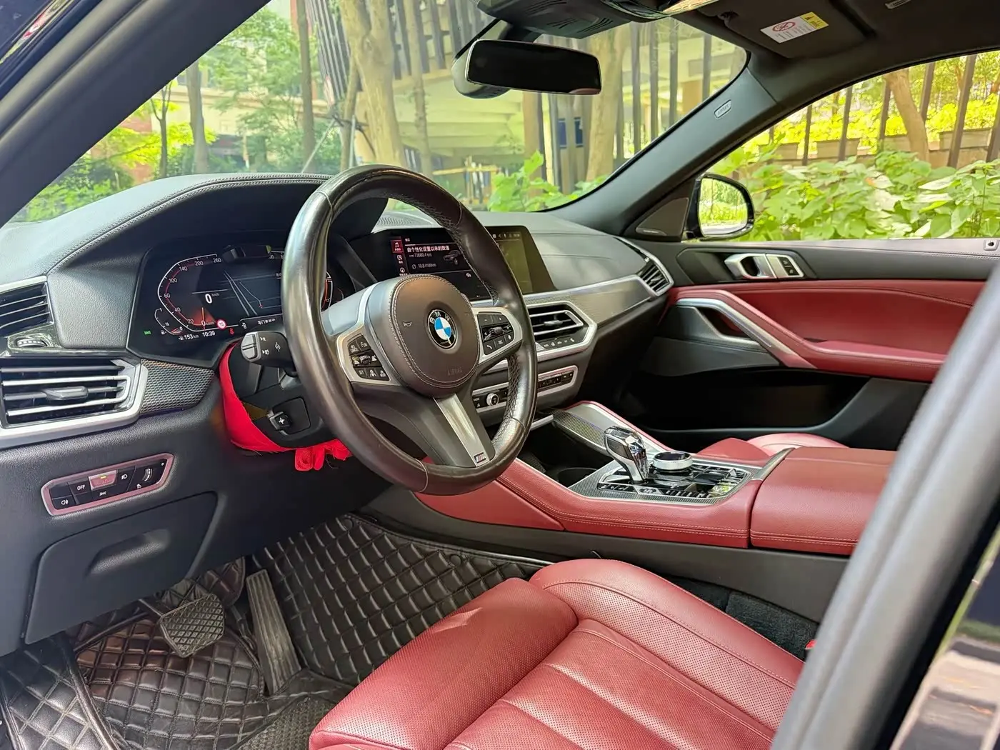 BMW X6 2022 — Фото 9/10