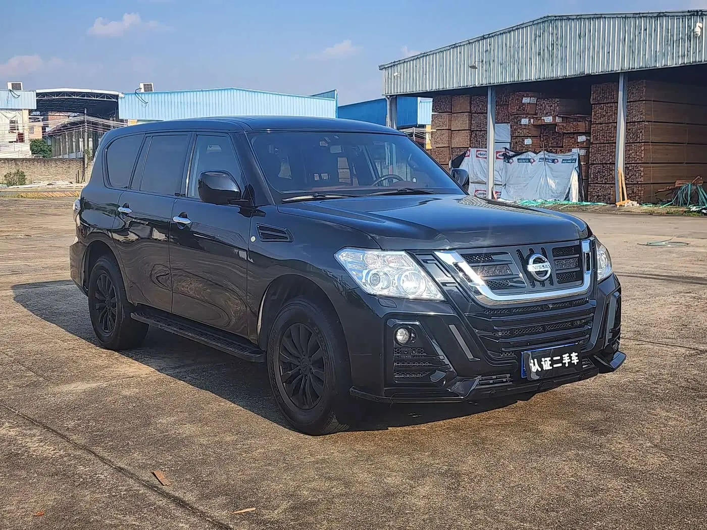 Nissan Patrol 2019 — Photo 2/11