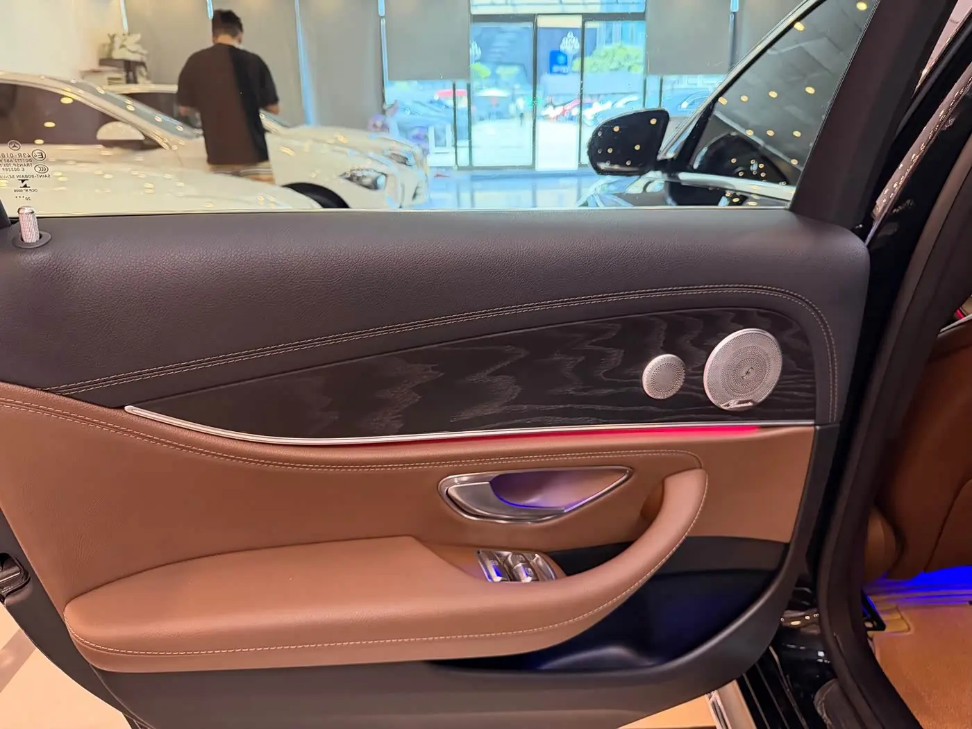 Mercedes-Benz E-Class 2021 — Şəkil 12/19