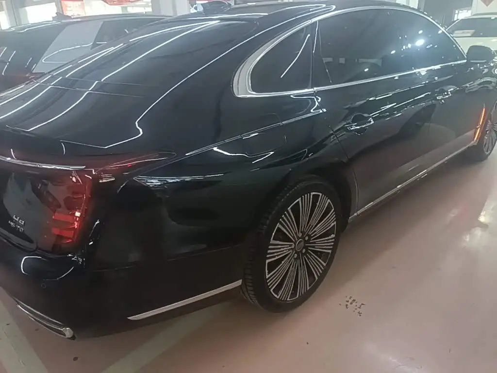 Hongqi H9 2025 — Şəkil 7/20